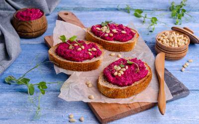 Rote-Rueben-Topfen-Auftrich